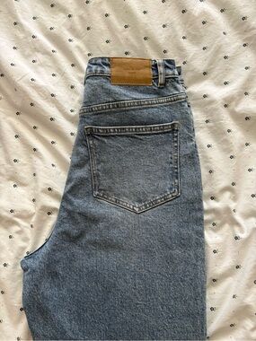 Vera Moda High Rise Mom jeans